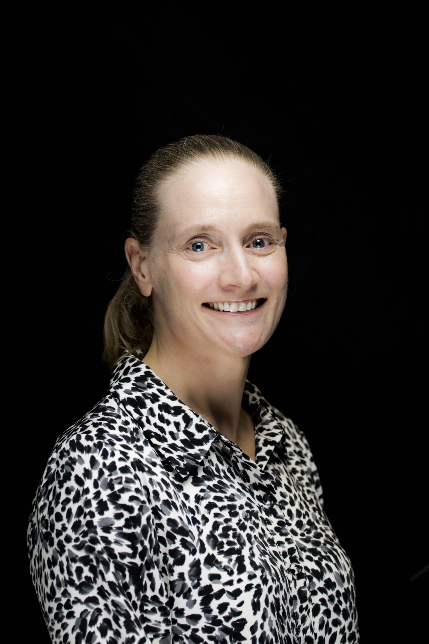 Meet Dr Linda Chapman – Dentist at St Ives Dental Group